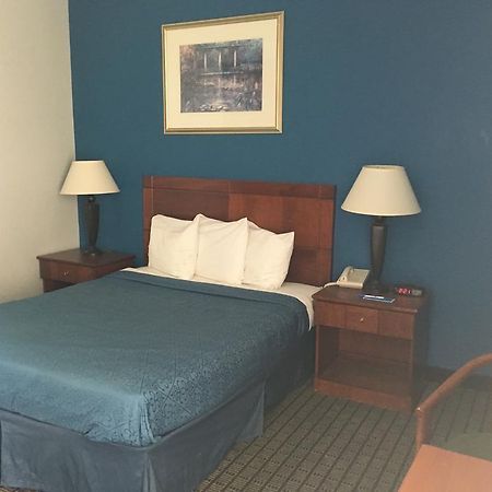 Rodeway Inn גרינפילד מראה חיצוני תמונה