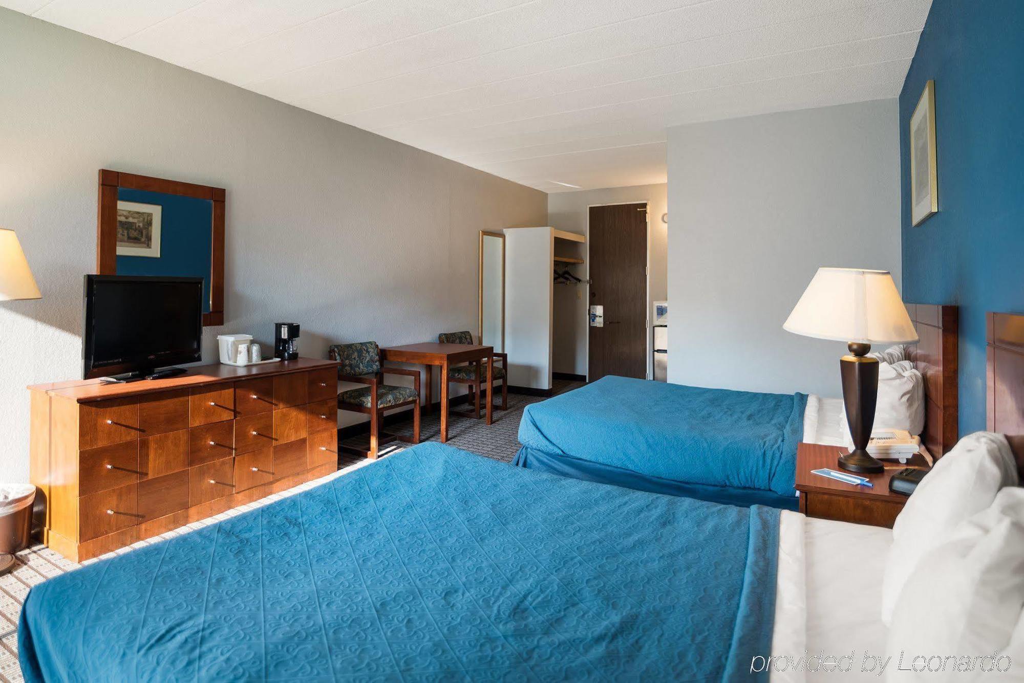Rodeway Inn גרינפילד מראה חיצוני תמונה