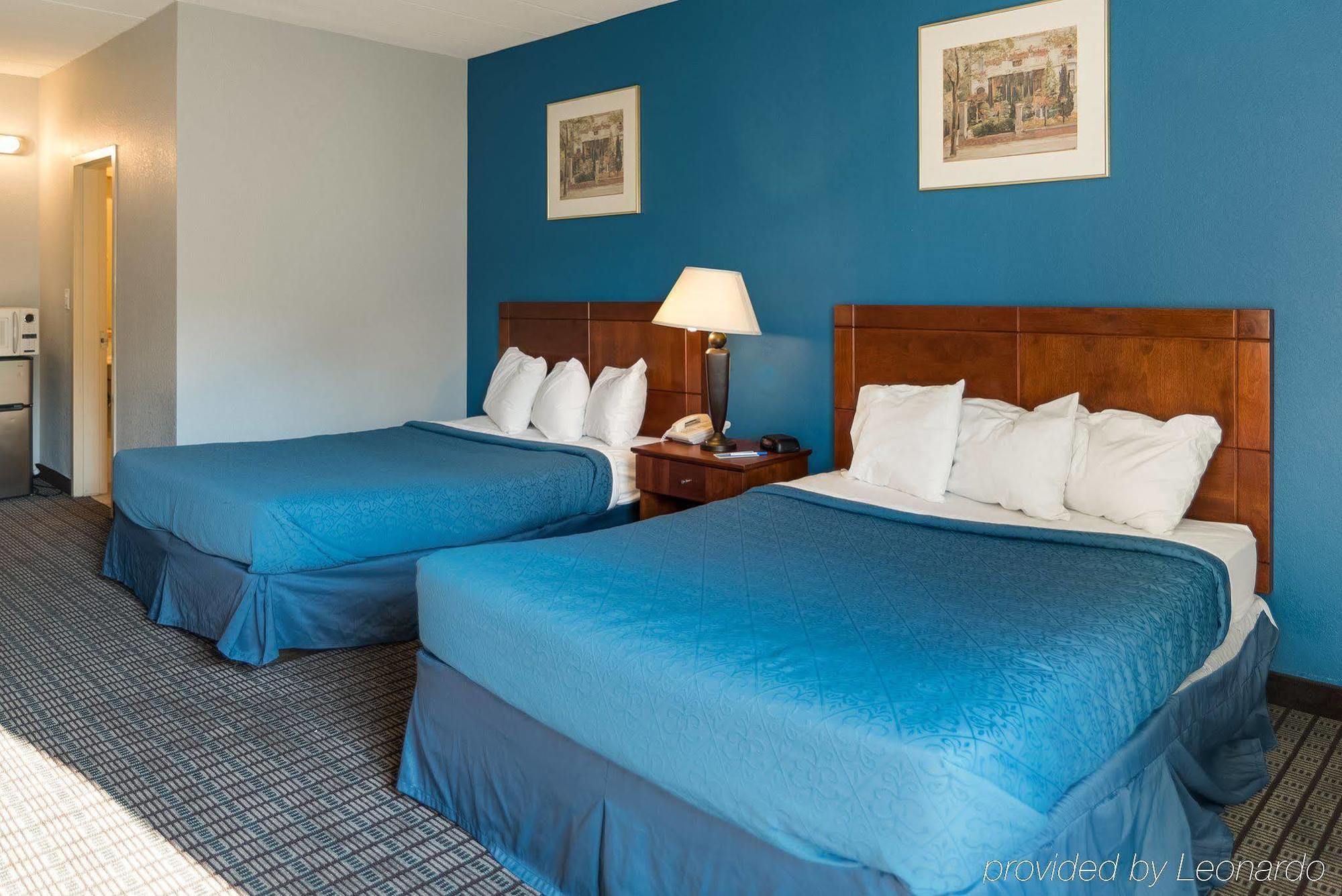 Rodeway Inn גרינפילד מראה חיצוני תמונה